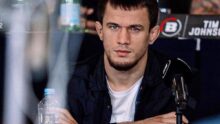 <p>Усман Нурмагомедов стал чемпионом Bellator</p>