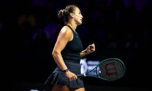 Арина Соболенко: Триумфальный старт на Итоговом турнире WTA в Эр-Рияде