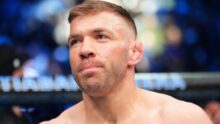 Дрикус дю Плесси становится новым чемпионом UFC, обыграв Шона Стрикленда