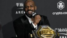 Джон Джонс, чемпион UFC, отреагировал на обвинения в угрозах допинг-офицеру
