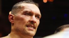Фьюри заявил о госпитализации Усика с переломом челюсти