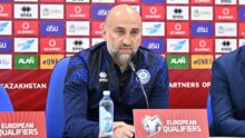 Главный тренер казахской сборной шутит о возможности смены гражданства
