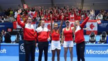 Канадская женская сборная по теннису стала чемпионкой мира