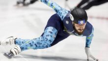 Казахстанский шорт-трекист впервые в истории завоевывает медаль на чемпионате мира