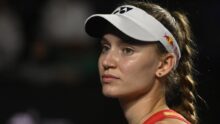 Соболенко одержала победу над Рыбакиной на Итоговом турнире WTA