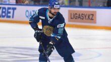 «У нас есть шансы»: хоккеист национальной сборной Казахстана о предстоящем мировом чемпионате